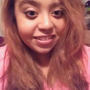 Meet your Posher, Beatriz